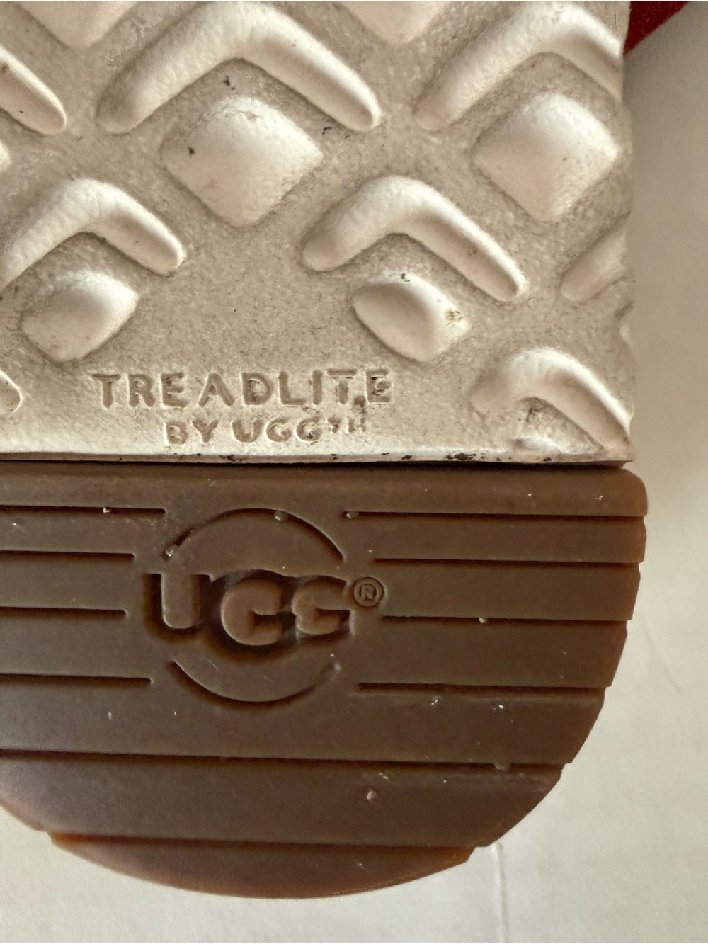 Leather slide sandals, UGG Kari, coral/orange colorway - Picture 5 of 6